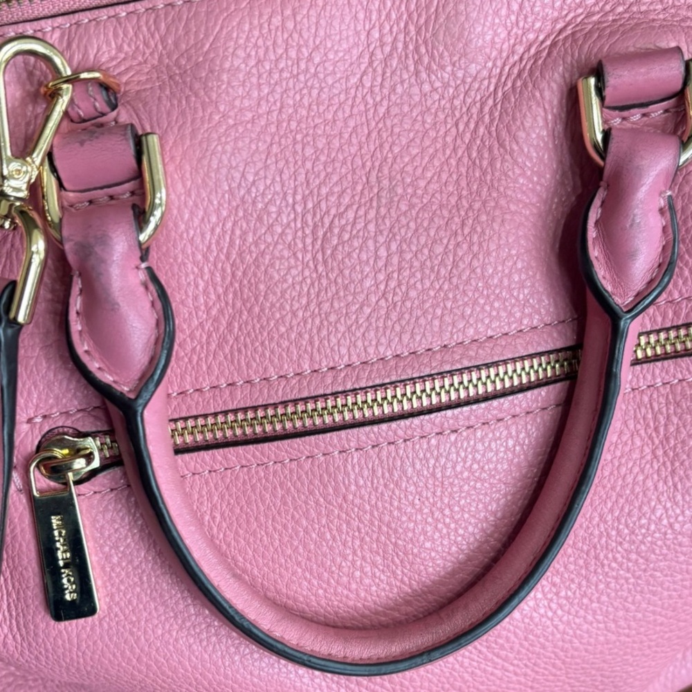 👜 Michael Kors Pink Pebbled Leather Satchel | Gold Hardware - Picture 4 of 16